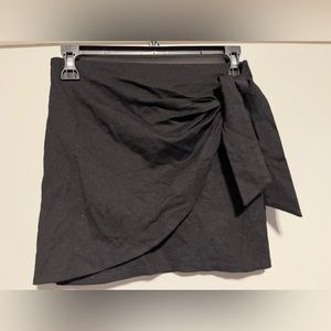 forever21 black mini skirt